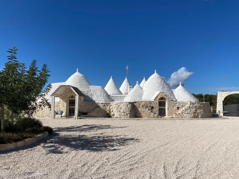 Trulli LENUCCIA villa - Ferienwohnung Ceglie Messapica