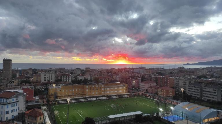 Super vista al grattacielo di Lavagna - B&B Lavagna