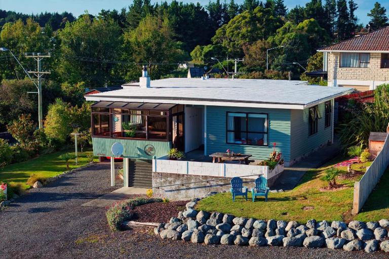 Classic Charm, Sea & Mountain Views, Family Fun - KK95170 - B&B Distretto di Kaikoura