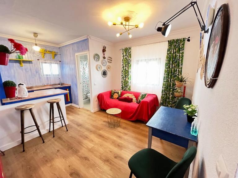 El Mundo de Frida Parking y Terraza - B&B Conil de la Frontera