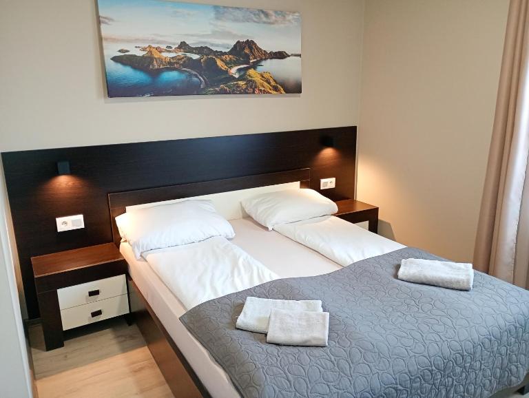 Good Night 24 - Strefa Relaksu w cenie noclegu w Niedziele - Bed and Breakfast Czechowice-Dziedzice