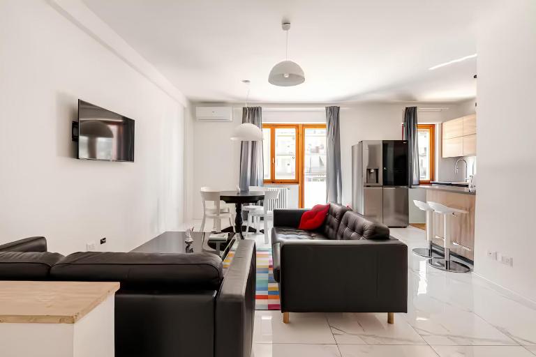 Latina Modern Apartment - B&B Latina