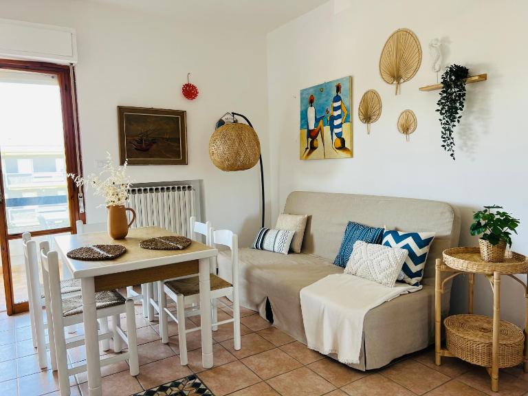 First Line Sea View Apartment Caravella - Bed and Breakfast Silvi Paese