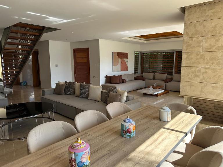 Bouznika Bay Villa Prestigious Oasis - Chambres d'hôtes Sidi el Haj Bou Derbala