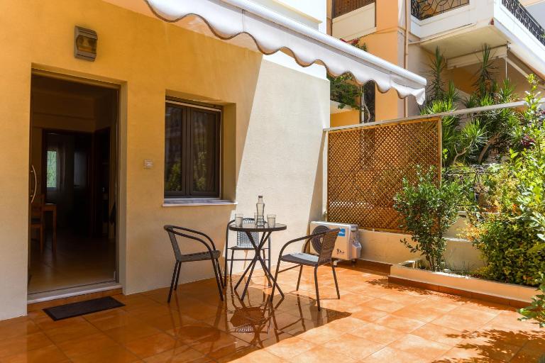 Laurels Apartment - B&B Chania