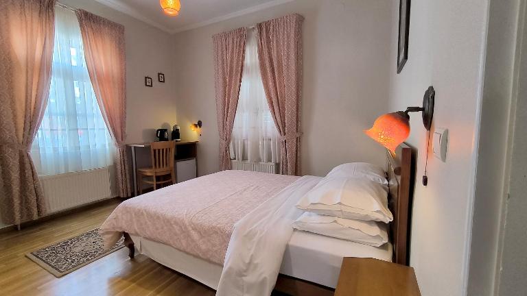 Venetula's Rooms - Kirkiri - B&B Kastoria
