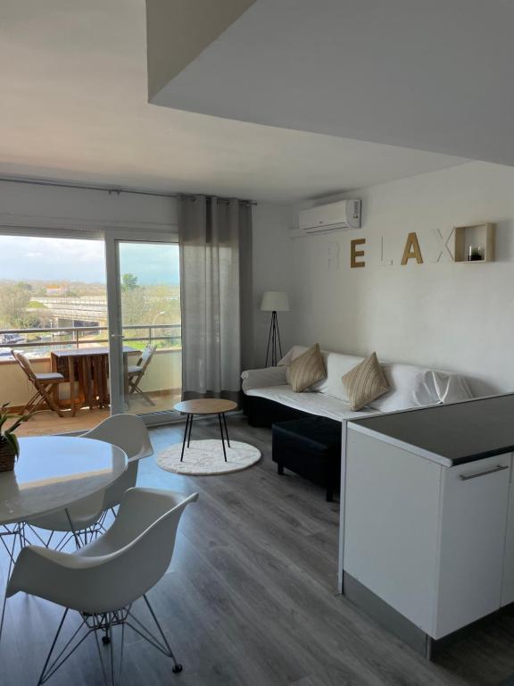 Oasis en Roses - Santa Margarita - Chambres d'hôtes Empuriabrava