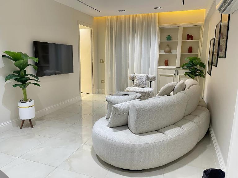 Zamalek High end one-bedroom Apartment - B&B Cairo