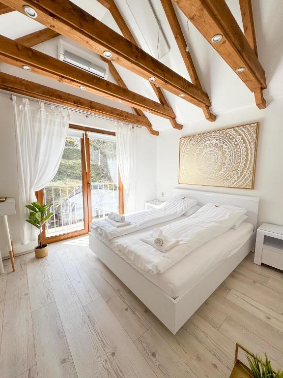 VINOPORT Apartmanház - B&B Eger