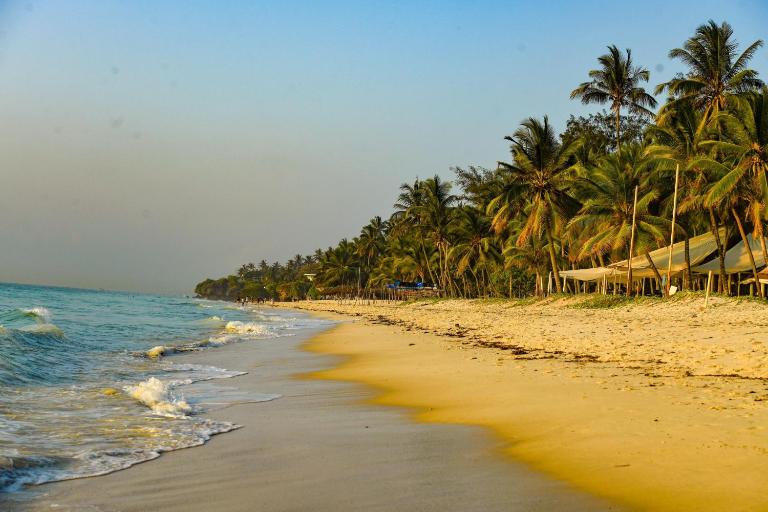 Cozy Beachfront Room-NYALI - Ferienwohnung Mombasa