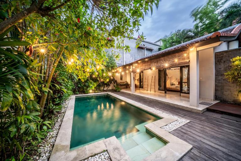 Villa Koala, 2BR Private Pool Villa near Seminyak Best Nightlife and W - Bed and Breakfast Seminyak