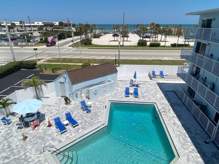 Once Upon a Tide, Ocean View - B&B New Smyrna Beach