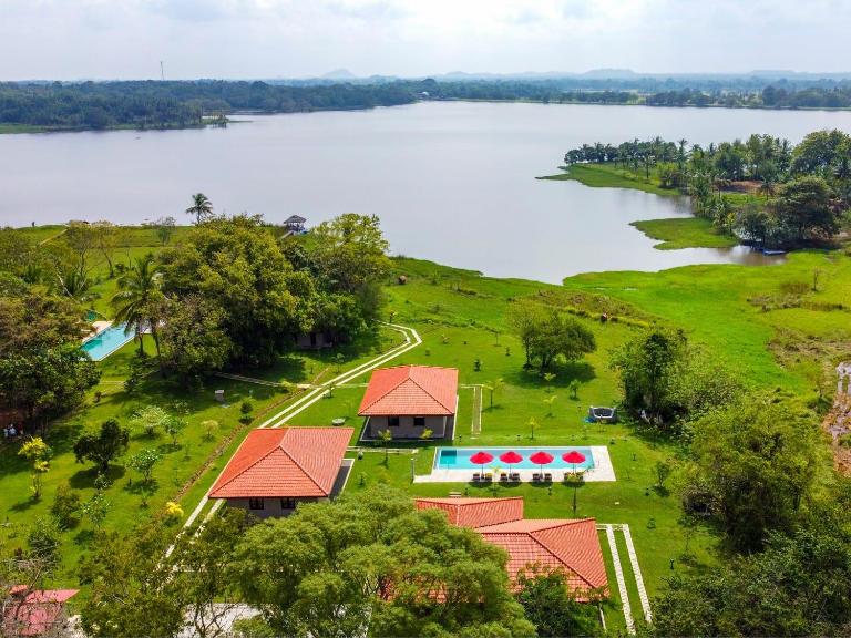 Gal Oya Lake Club - B&B Paraganakele