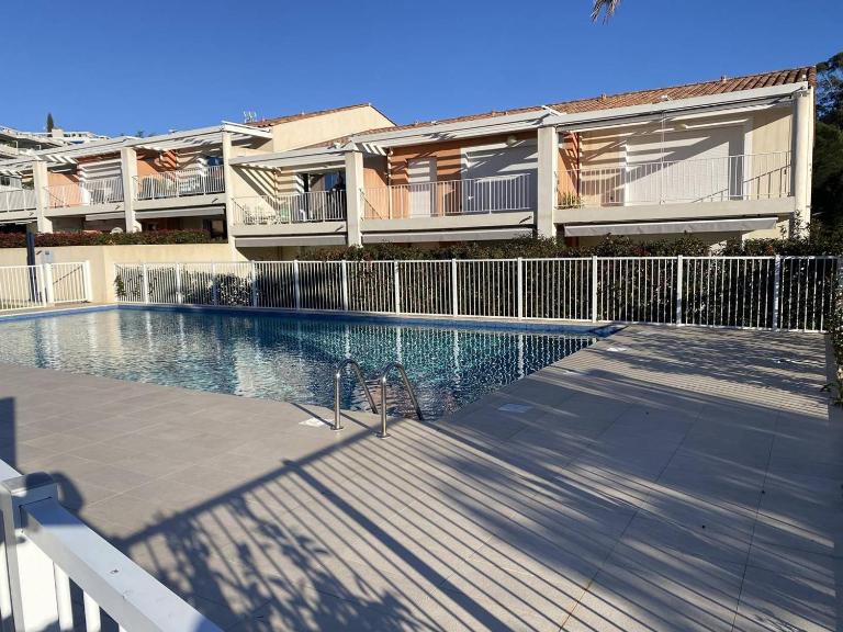 Appartement climatisé, parking privé, plages à proximité - FR-1-100-352 - B&B Cavalaire-sur-Mer