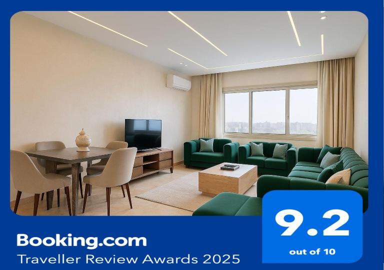 Luxury hotel apartment 3rooms in front of CITYSTARS MALL - Ferienwohnung Kairo
