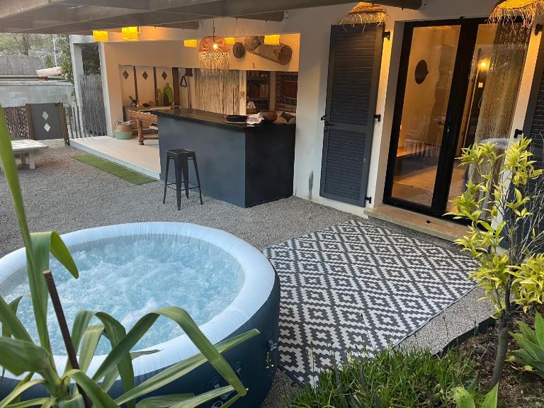 Bas de Villa indépendant San Benedetto - B&B Alata