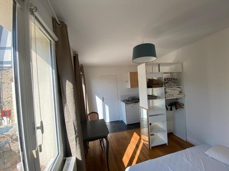 Next castle park studio - B&B Saint-Cyr-l'École
