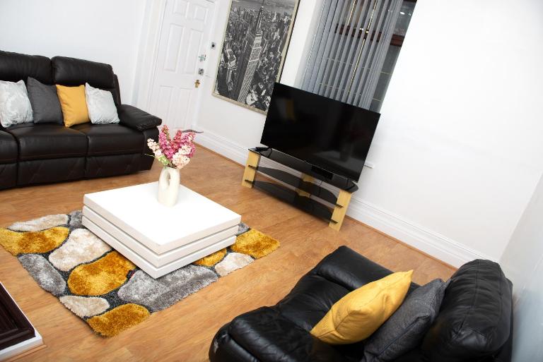 Dreaminstyle Limited - B&B Bradford