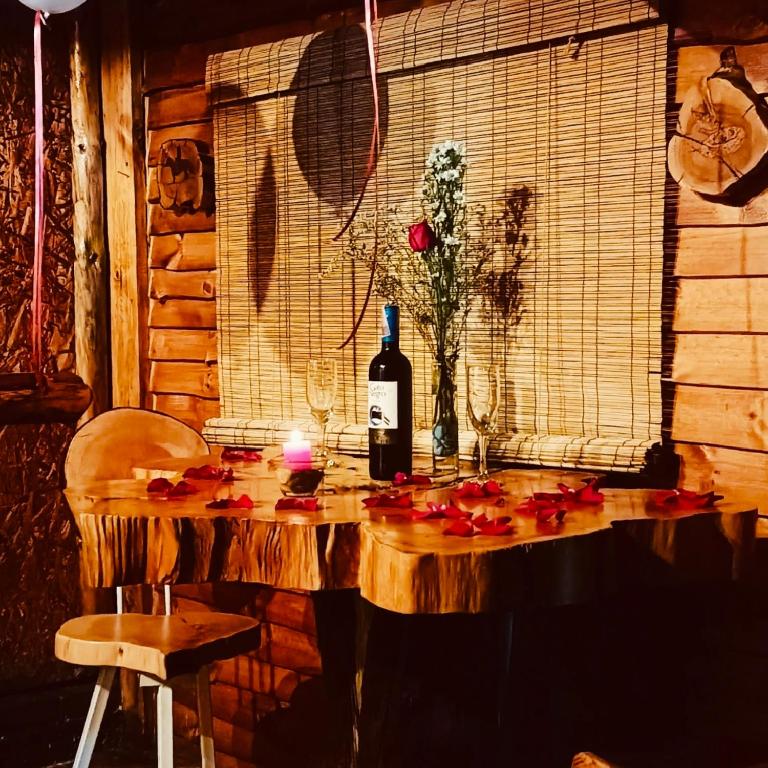 Cabaña en la Calera Ciprés - Ferienwohnung La Calera