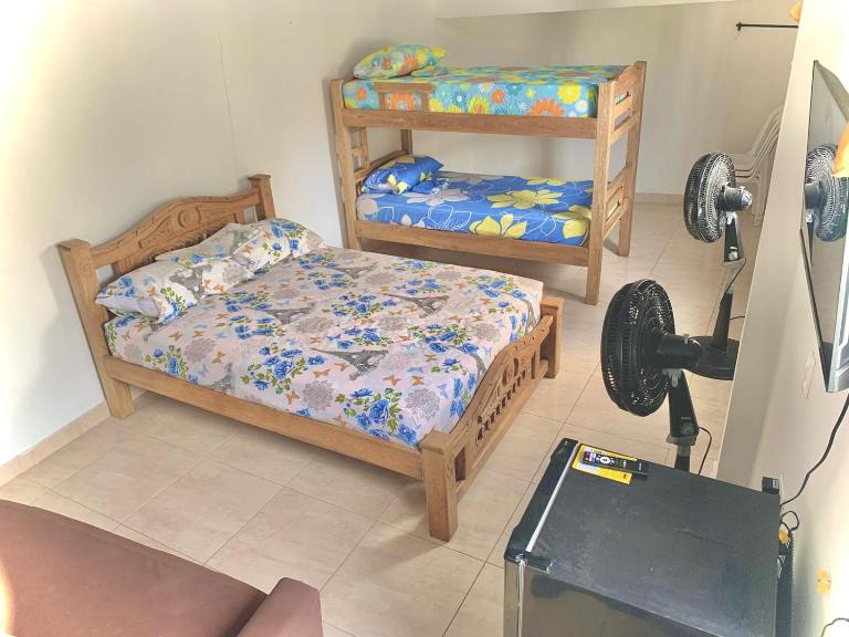 Hostal La FLora - B&B Cartagena