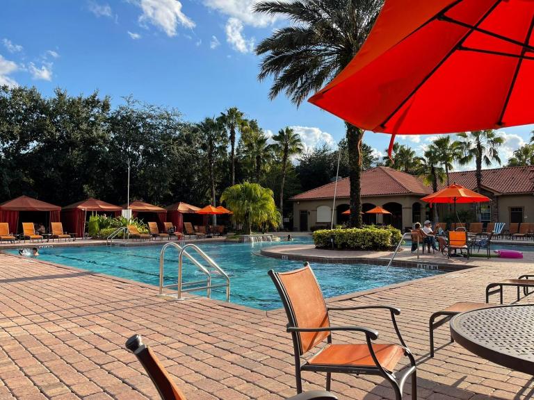 Grand Emerald 3BR Condo Resort near Disney Parks - Chambres d'hôtes Kissimmee