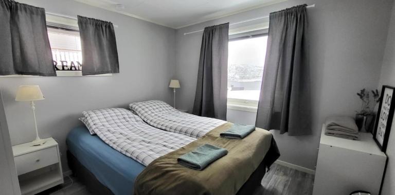 Perfect apartment for whale safari at Skjervøy! - B&B Skjervøy