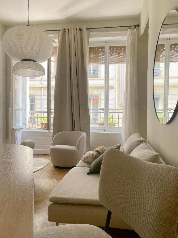 Appartement hausmannien au coeur du 7e - B&B Lyon