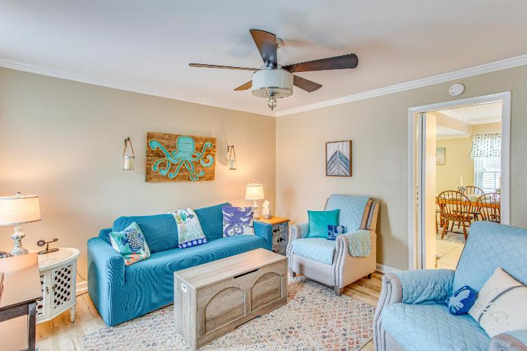 Pool Access, 4 Blocks to Ocean! N Myrtle Beach Gem - B&B Myrtle Beach