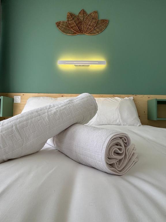 Le D'Artagnan - App 12 - Balcon - Bed and Breakfast Cazaubon