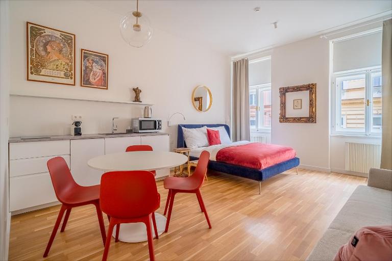 J3 Prague Apartments - Chambres d'hôtes Prague