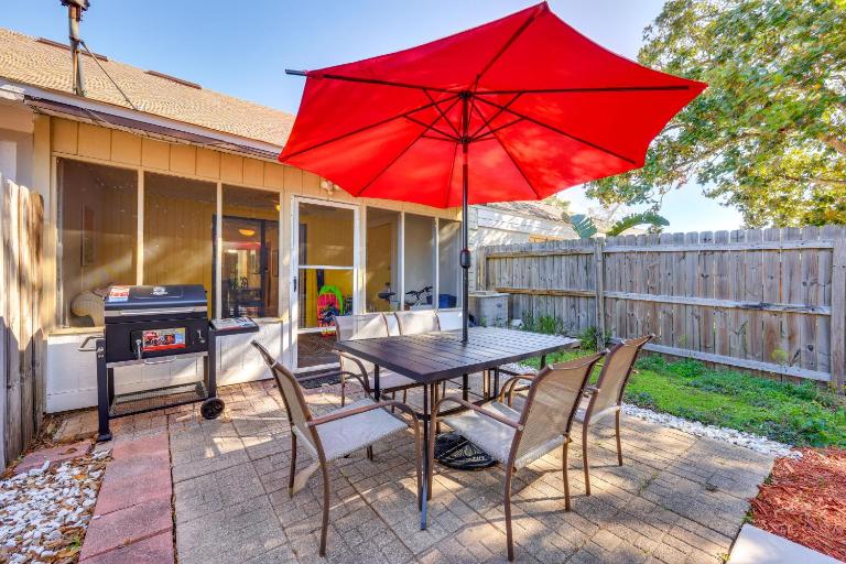 Walk to Beach: Gem w/ Fenced Yard in St Augustine - Chambres d'hôtes Saint Augustine