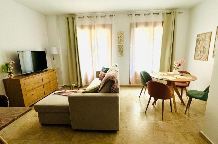 ABAT 1 Cool & Wide Flat next to the Cathedral - B&B Valencia