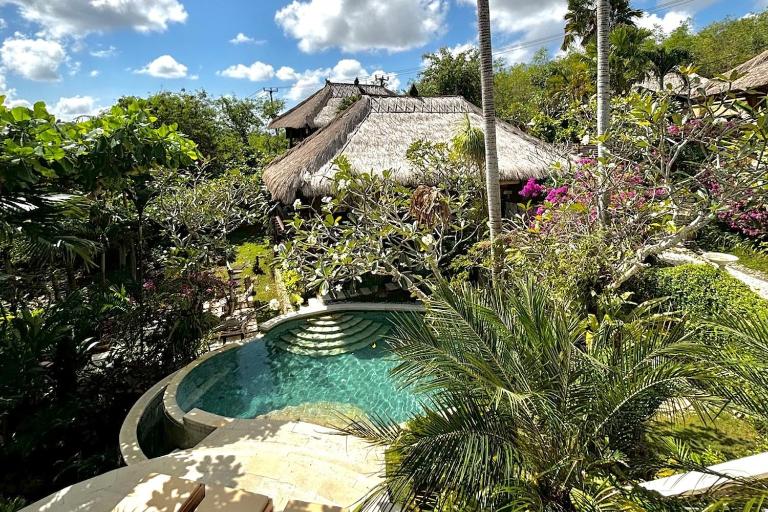 Unique tropical high class Oasis-Cook Driver Staff - B&B Uluwatu