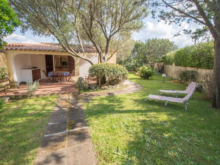 Villetta Il Maestrale Porto Pollo - B&B Palau