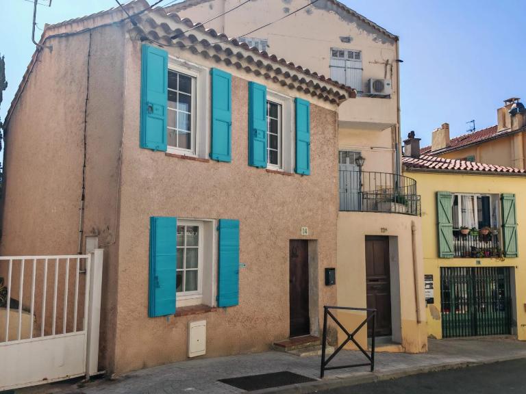 La maison aux volets bleus - B&B Bandol