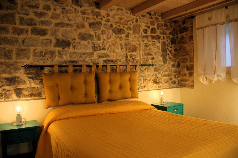 La Casa del Sole a Cosy Nest in Lunigiana, Tuscany - B&B Giucano