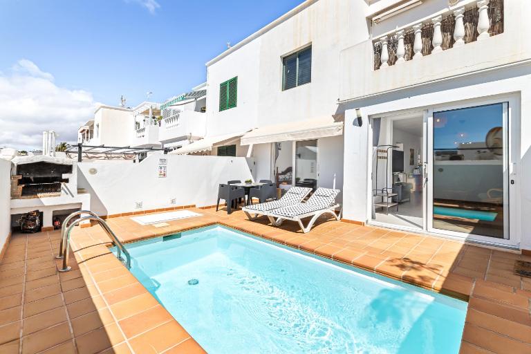 Home2Book Charming Private Pool Puerto del Carmen - B&B Tías