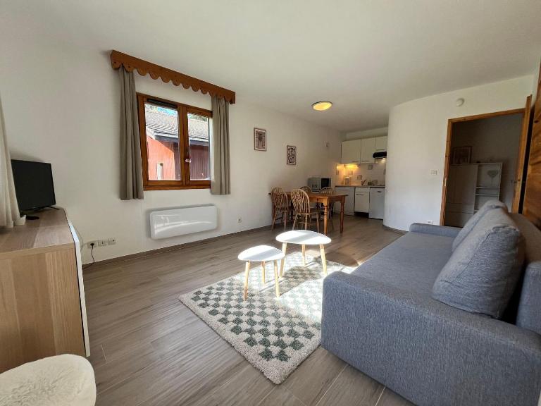 Appartement lumineux avec piscine et parking près du centre - FR-1-624-125 - B&B Samoëns