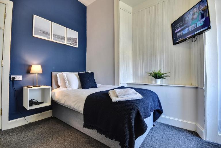 The Cove - B&B Gourock