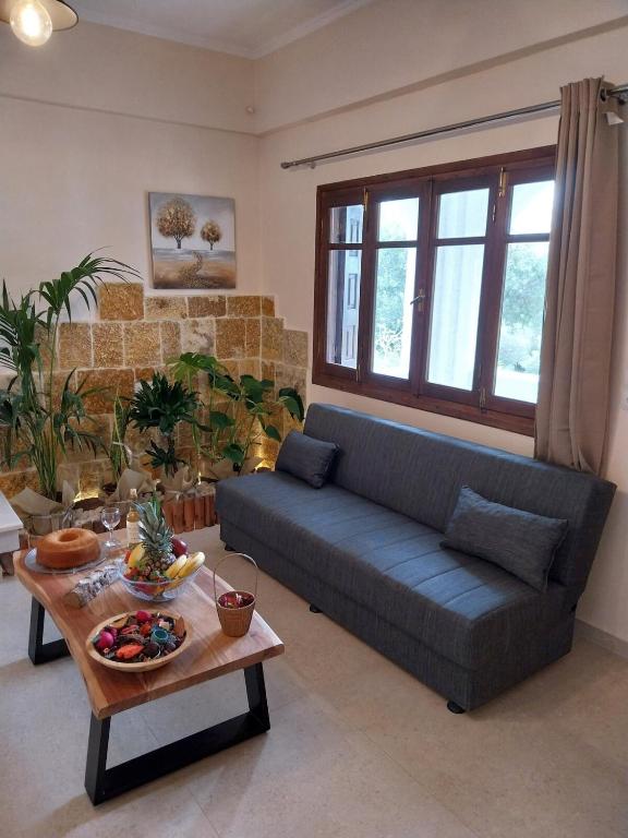 Pefkos Beach House 2 - Chambres d'hôtes Kámpos Skouraiíkon