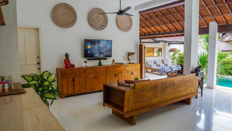Ahimsa Moon Villa Seminyak - Chambres d'hôtes Seminyak