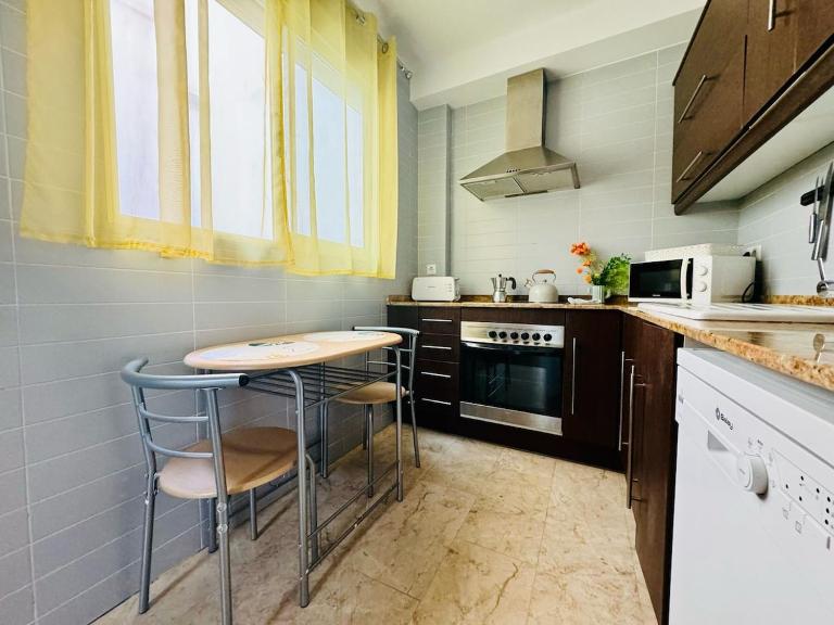 ABAT 4 Cool & Wide Studio in the Historic Center - B&B Valencia