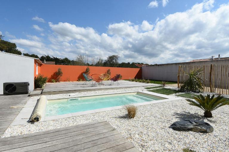 Maison pour 10 avec piscine chauffée - B&B La Barre-de-Monts