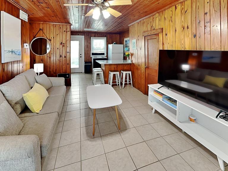 Sea Glass Suites 2 - Bed and Breakfast Topsail Beach