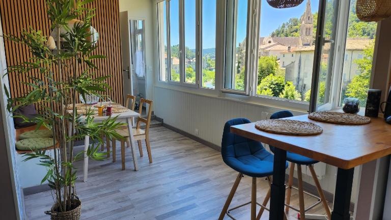 Joli appartement 2 à 4 personnes - B&B Vals-les-Bains