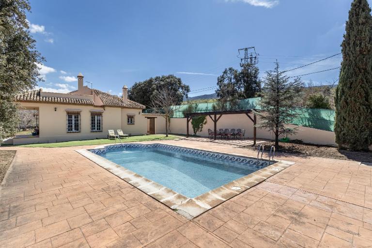 Finca rural en Dílar con piscina privada - B&B Granada
