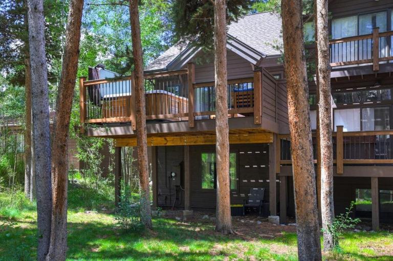 Luxury Modern Townhome-Private Hot Tub-In Town - Bed and Breakfast Breckenridge