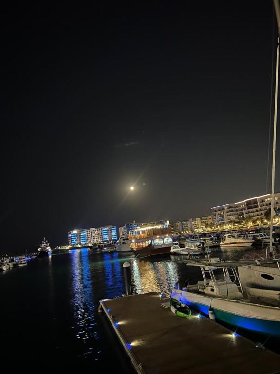 ALmouj Lagoon - Bed and Breakfast Seeb