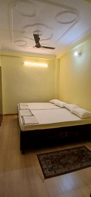 incredible banaras homestay - B&B Varanasi