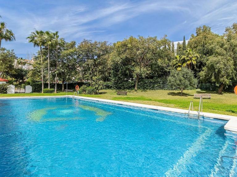Winahost La Serrania Marbella - B&B Marbella